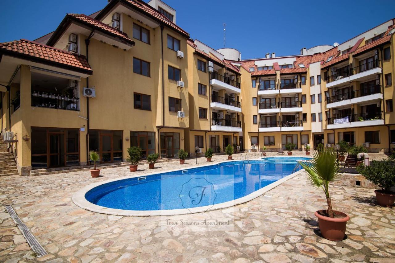Four Seasons Apartment - Oasis Beach Resort Bliznatsi 外观 照片