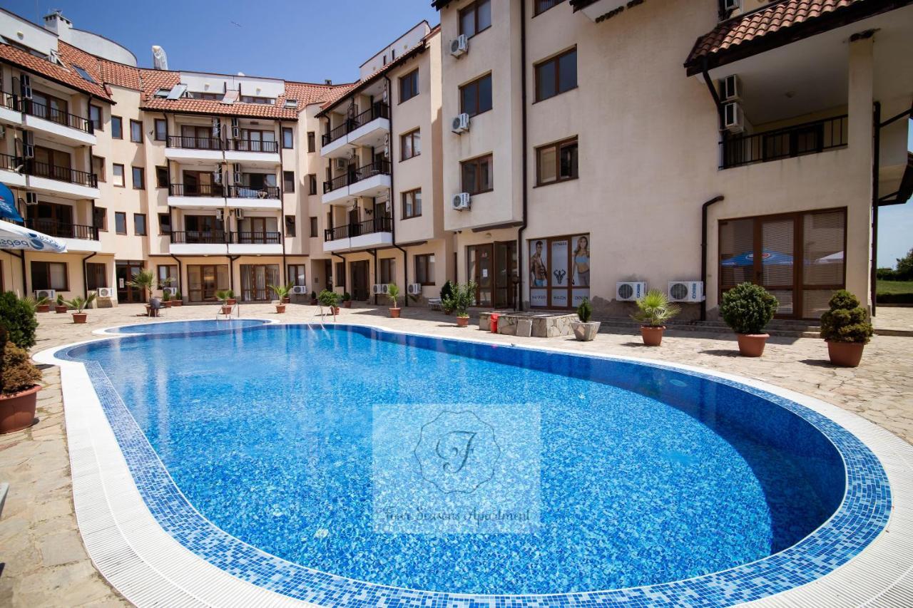 Four Seasons Apartment - Oasis Beach Resort Bliznatsi 外观 照片