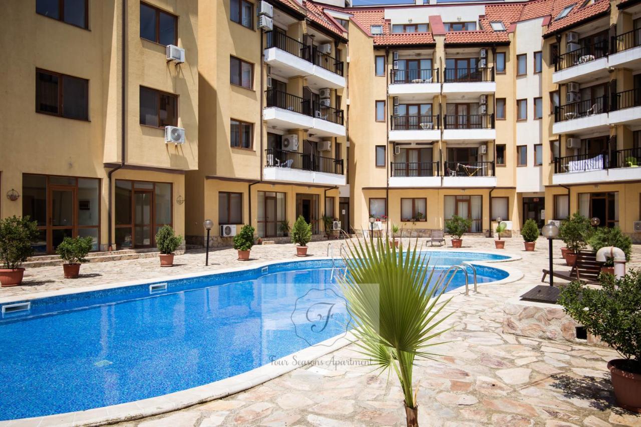Four Seasons Apartment - Oasis Beach Resort Bliznatsi 外观 照片